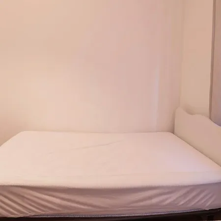 Casa Laura, *