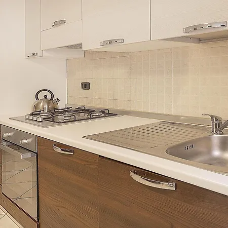 Casa Laura, Apartman Torri del Benaco