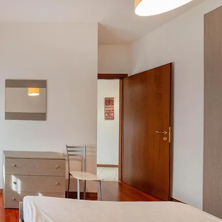 Apartman Casa Laura, *