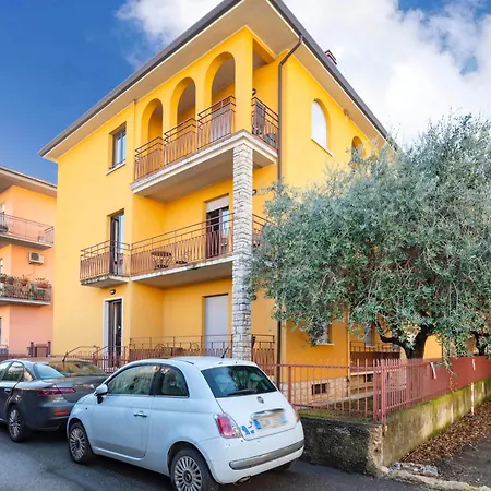 Casa Laura, Apartman Torri del Benaco