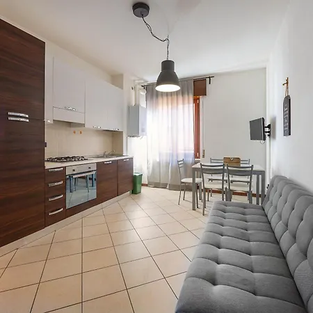 Casa Laura, Apartman Torri del Benaco