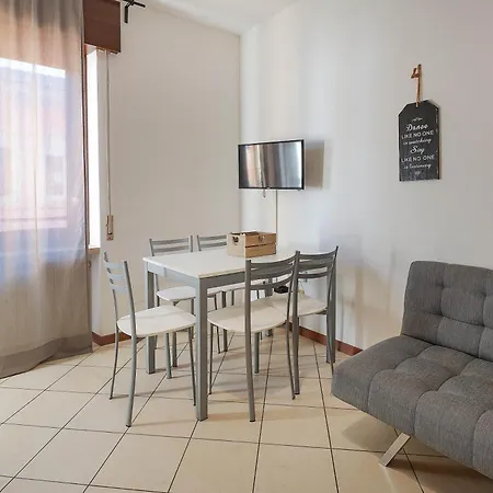 Casa Laura, Apartman Torri del Benaco
